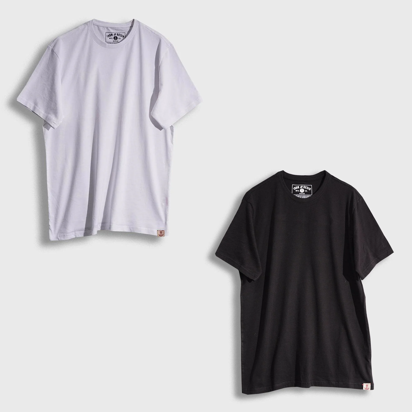IRON AND RESIN - TEE BASIC (Black ou N
