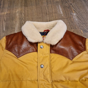 IRON & RESIN BASIN JACKET