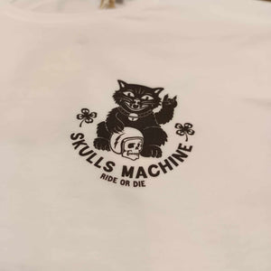 SKULLS MACHINE T-SHIRT BOOK