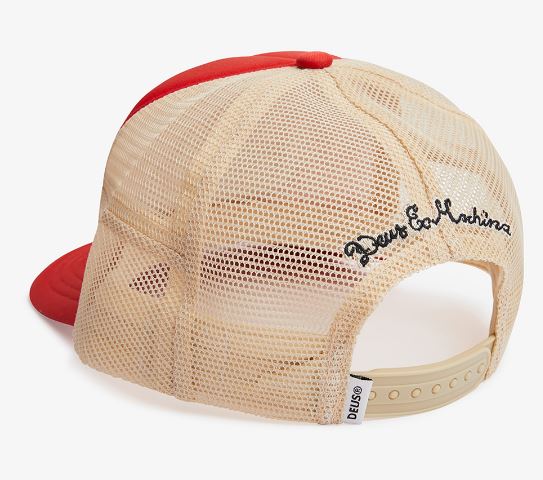 DEUS EX MACHINA FLAGS TRUCKER RED