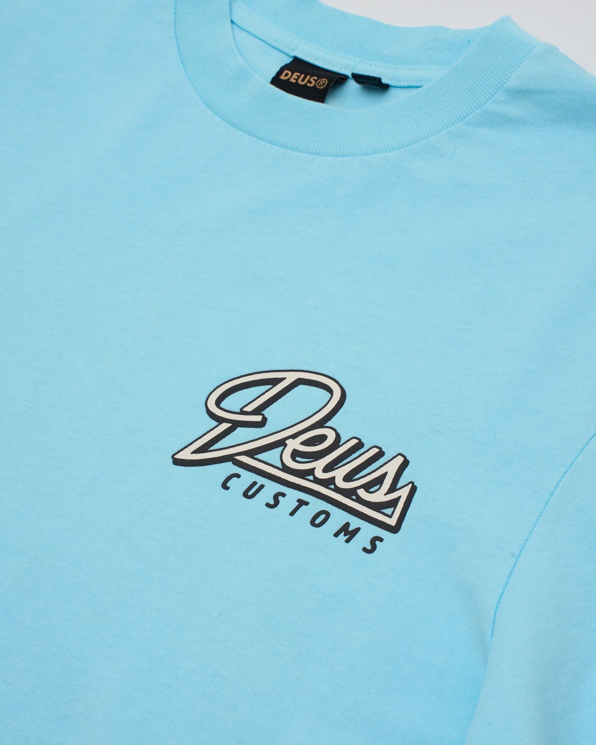 DEUS EX MACHINA CONDUIT TEE