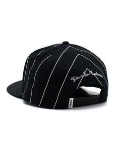 DEUS EX MACHINA ALVIA CAP TRUCHER